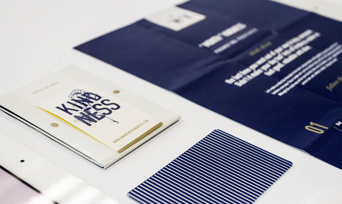 A Ramadan greeting stationery set displayed on a table.